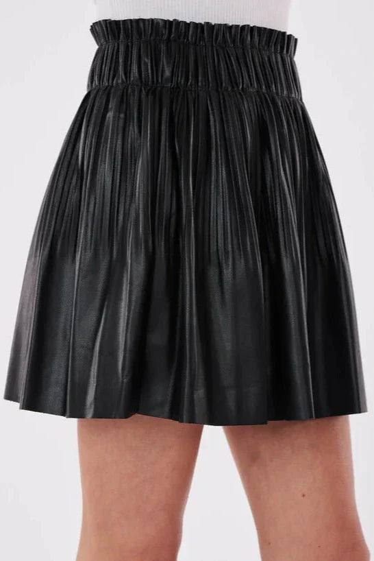 Vegan Leather Pleated Skirt Mini